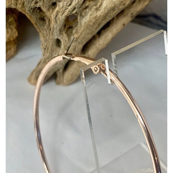 Large Gold-Tone 2.5" Hoop Earrings - Picture 5 of 6